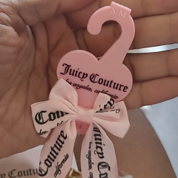 Juicy Couture Gold Tone Chain Belt  with Juicy Letter Charms - Various Sizes - Picture 8 of 8